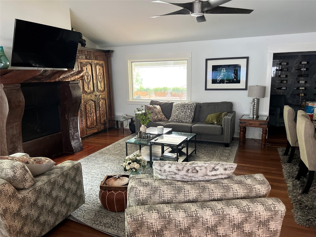1503 Betty Jo Dr - Photo 3