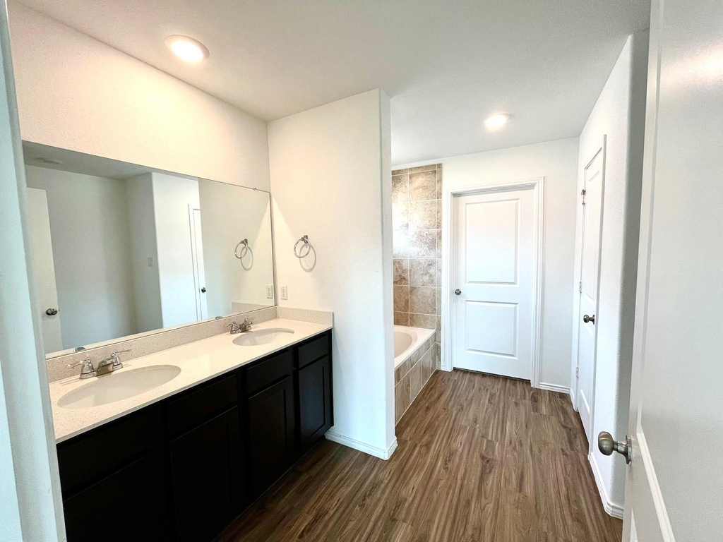 112 Wolseley Dr - Photo 14