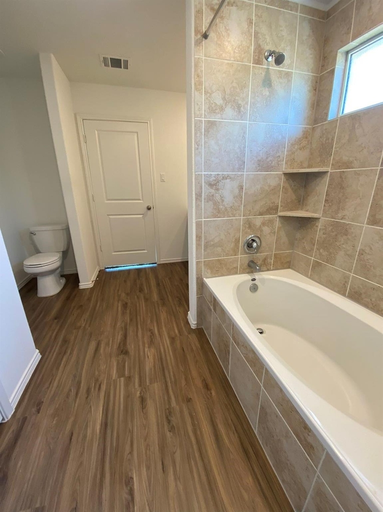 112 Wolseley Dr - Photo 12
