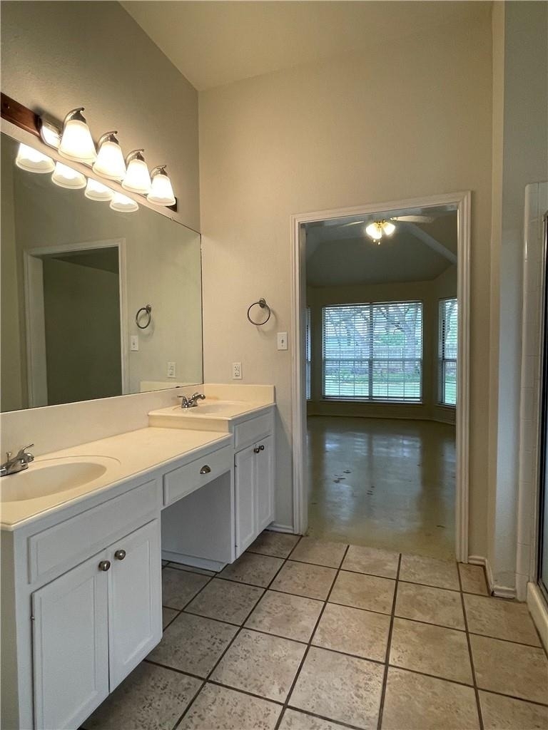 404 N Rainbow Bridge Dr - Photo 8