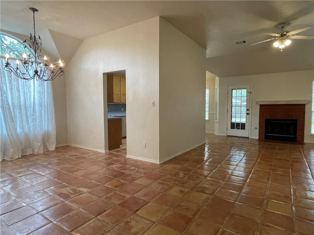 404 N Rainbow Bridge Dr - Photo 2