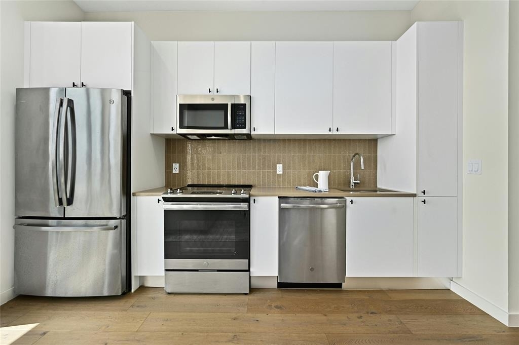 800 Embassy Dr - Photo 5