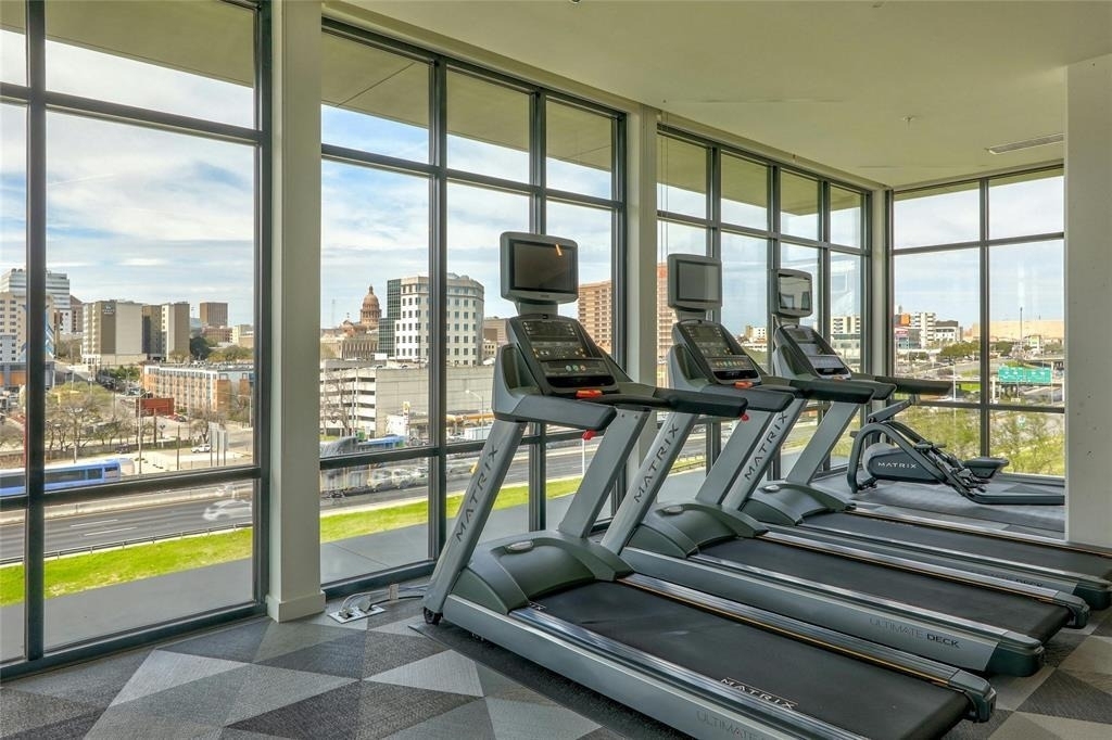 800 Embassy Dr - Photo 27