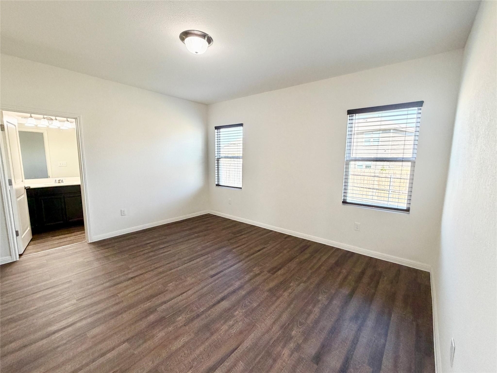 360 Bell Rings Dr - Photo 4