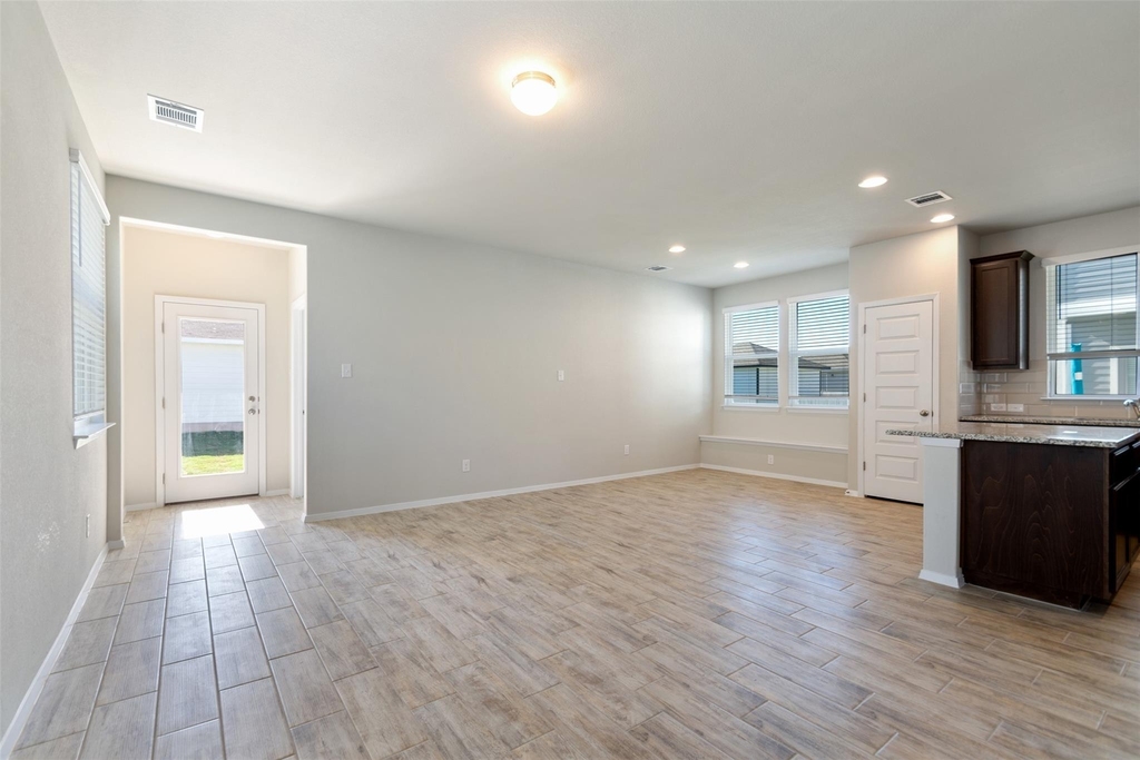 220 Fabion St - Photo 13