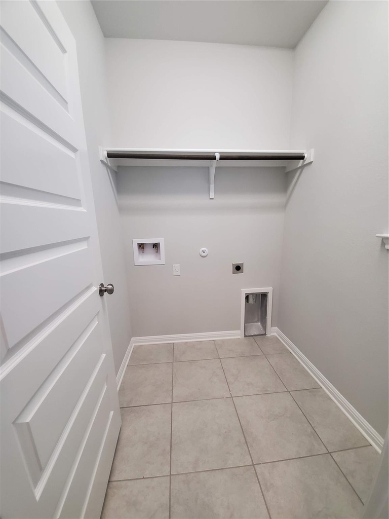 1717 Fountain Bridge Dr - Photo 9