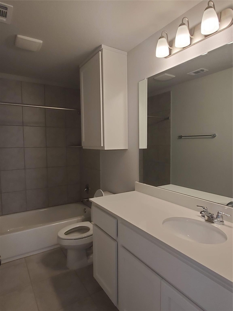 1717 Fountain Bridge Dr - Photo 20