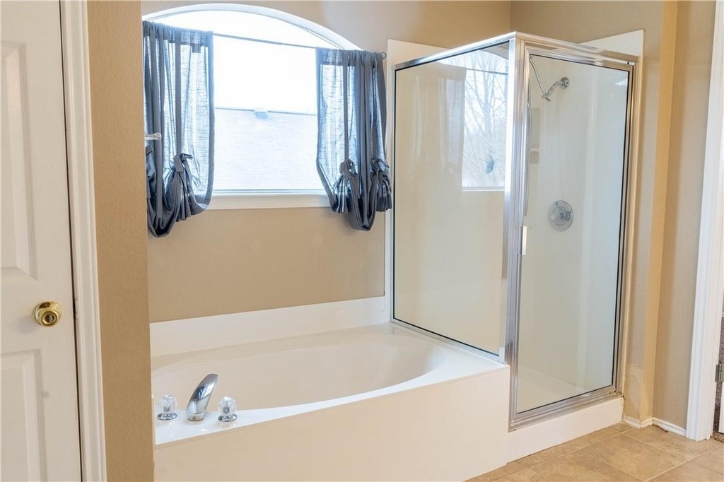 1608 Diana Dr - Photo 13
