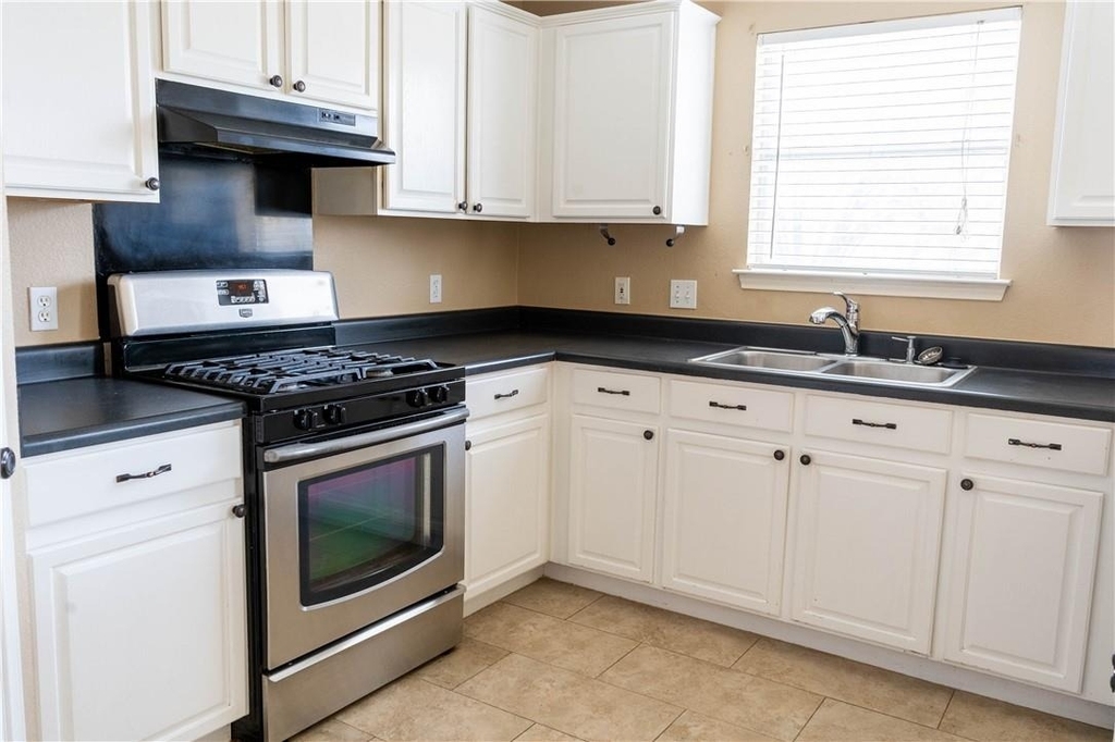 1608 Diana Dr - Photo 30