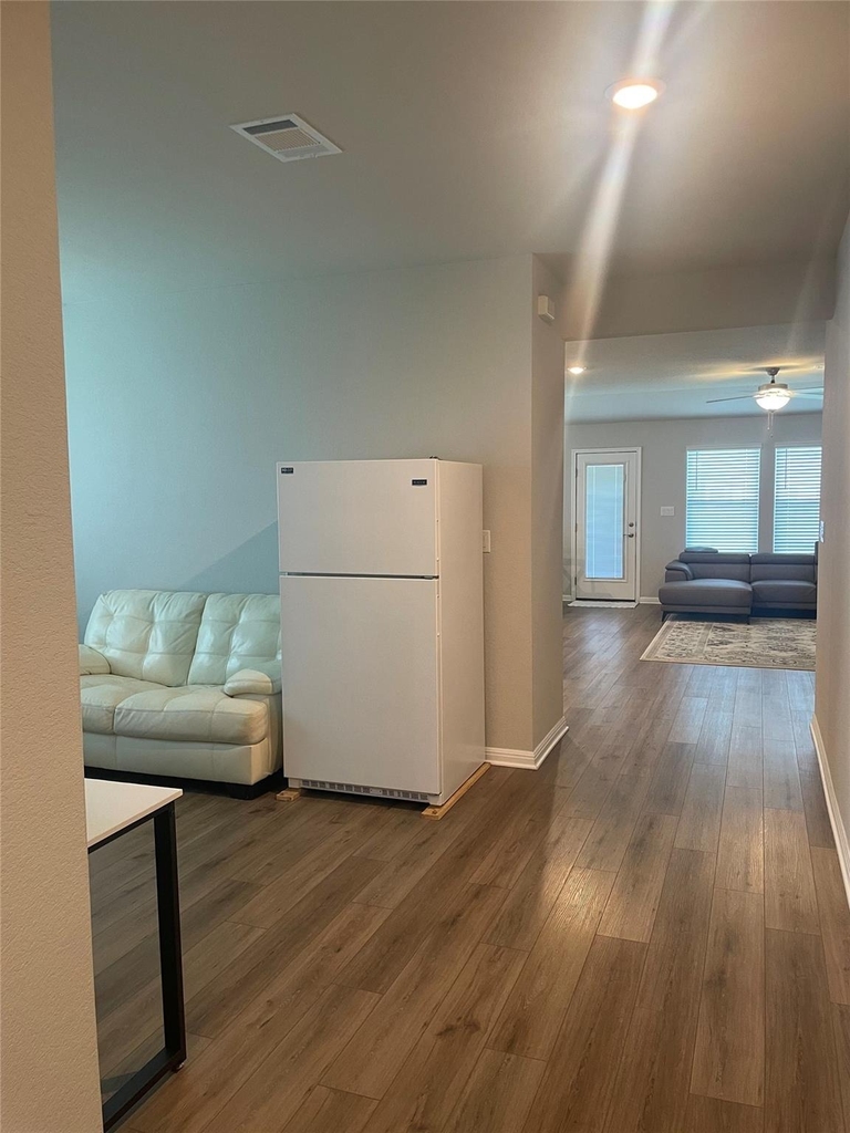 104 Greenspire Downs Dr - Photo 6