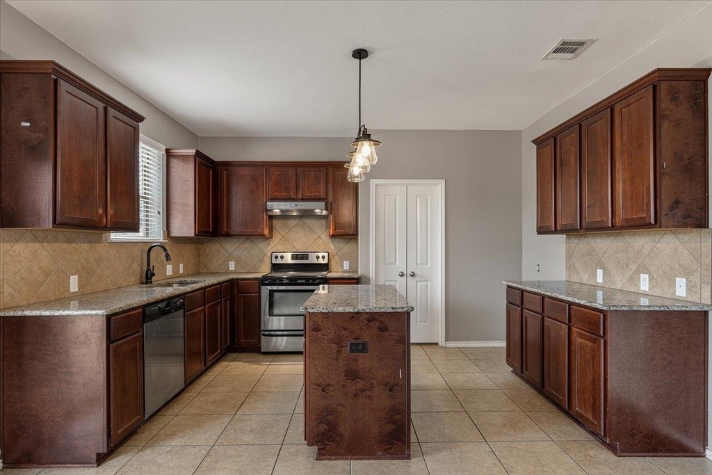 108 Quarry Ln - Photo 10