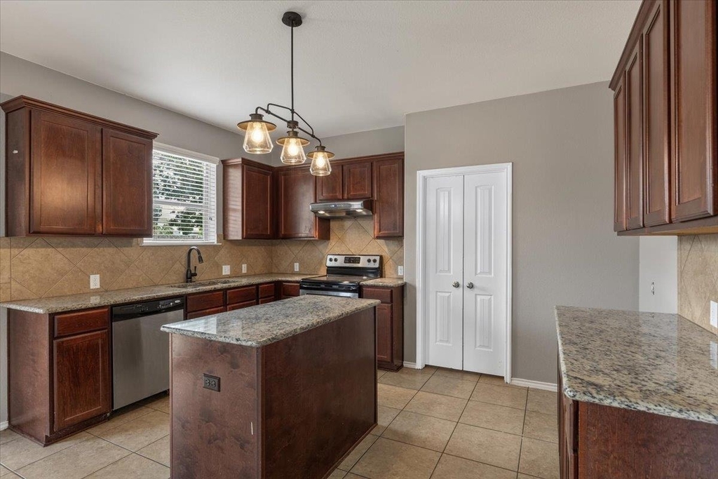 108 Quarry Ln - Photo 11