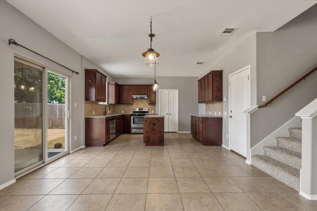 108 Quarry Ln - Photo 9