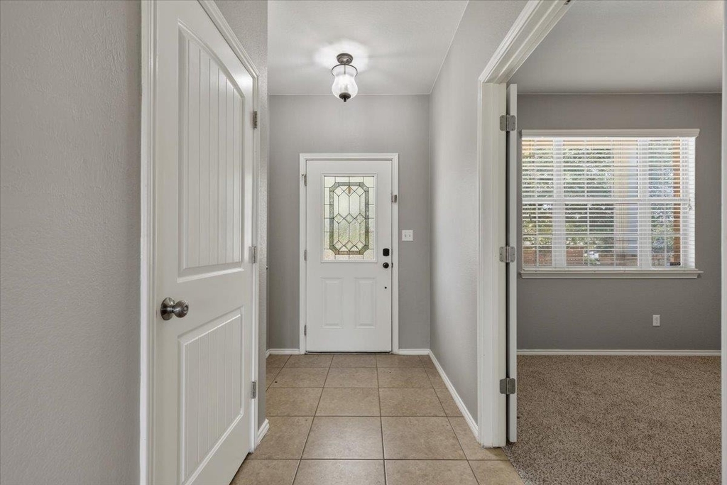108 Quarry Ln - Photo 3