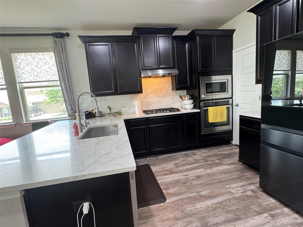 1529 Carlene Pruett St - Photo 4