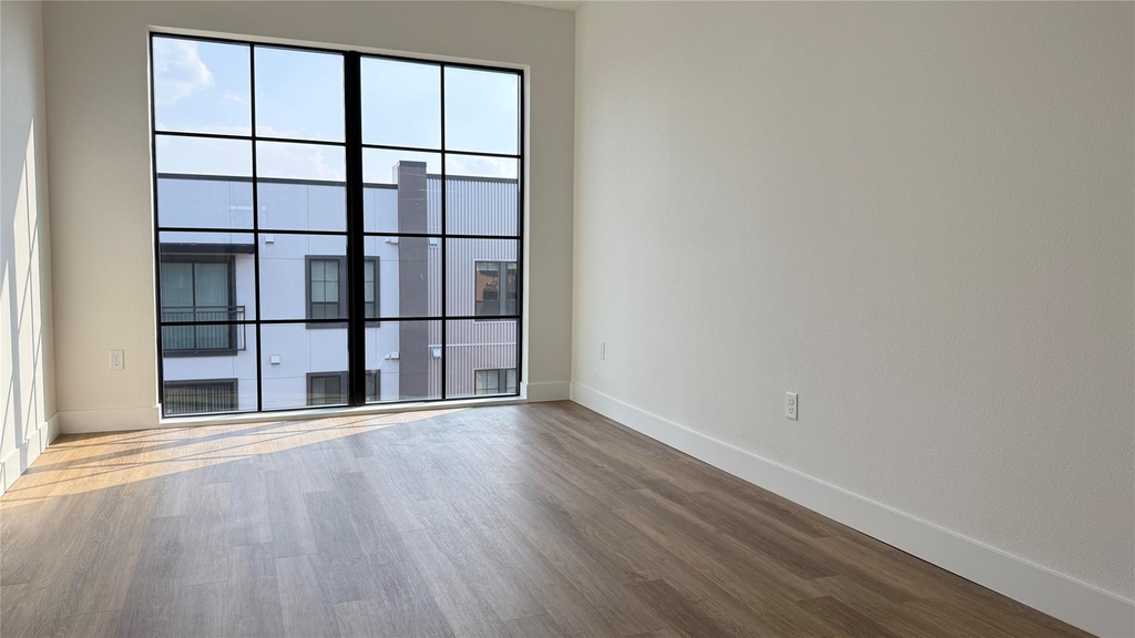 4315 S Congress Ave - Photo 9
