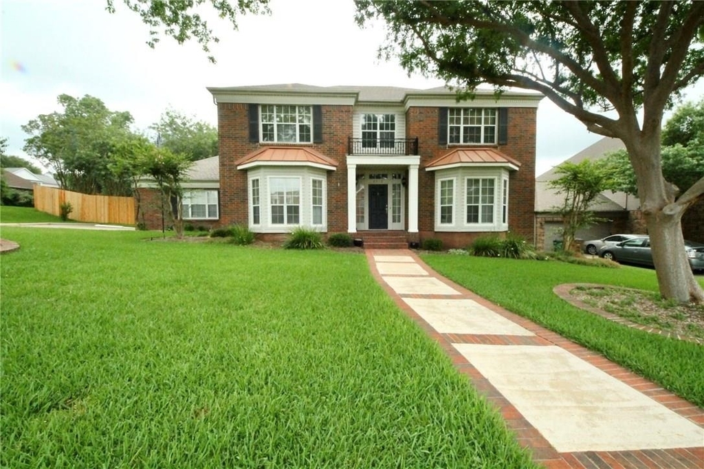 8910 Marybank Dr - Photo 0