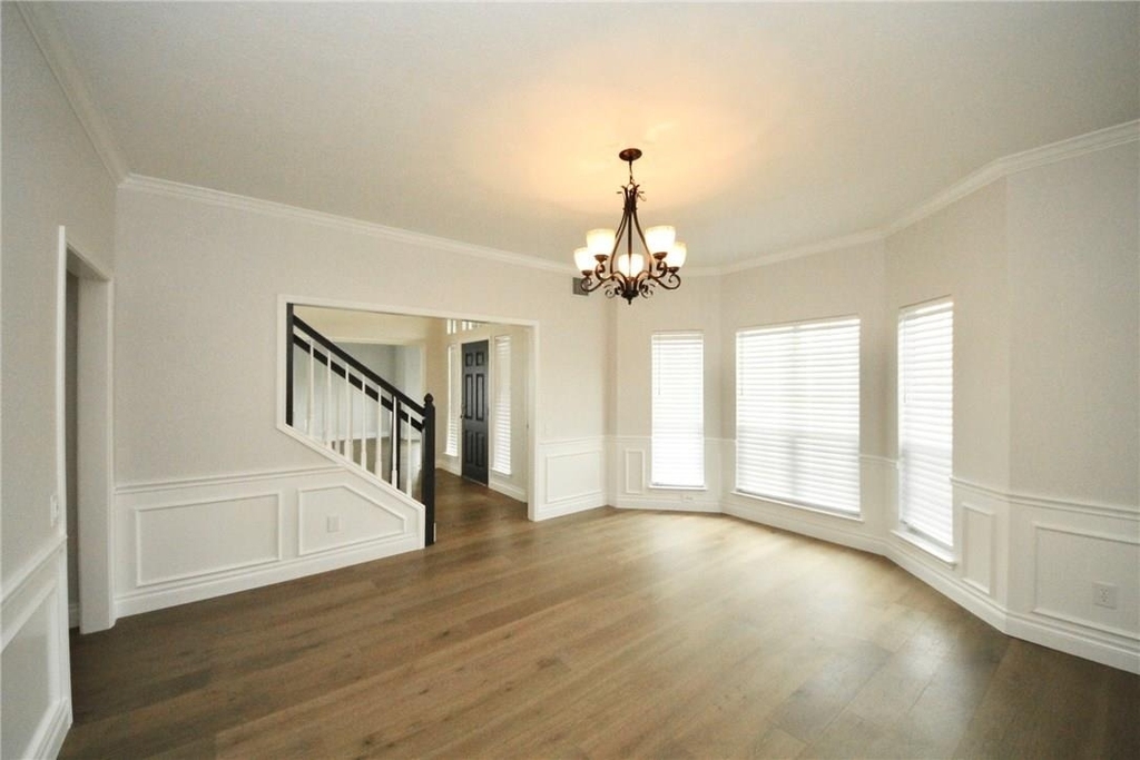 8910 Marybank Dr - Photo 7