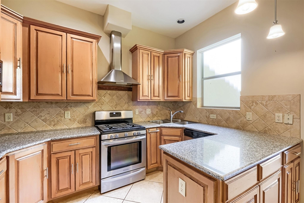 2506 Camden Park - Photo 12
