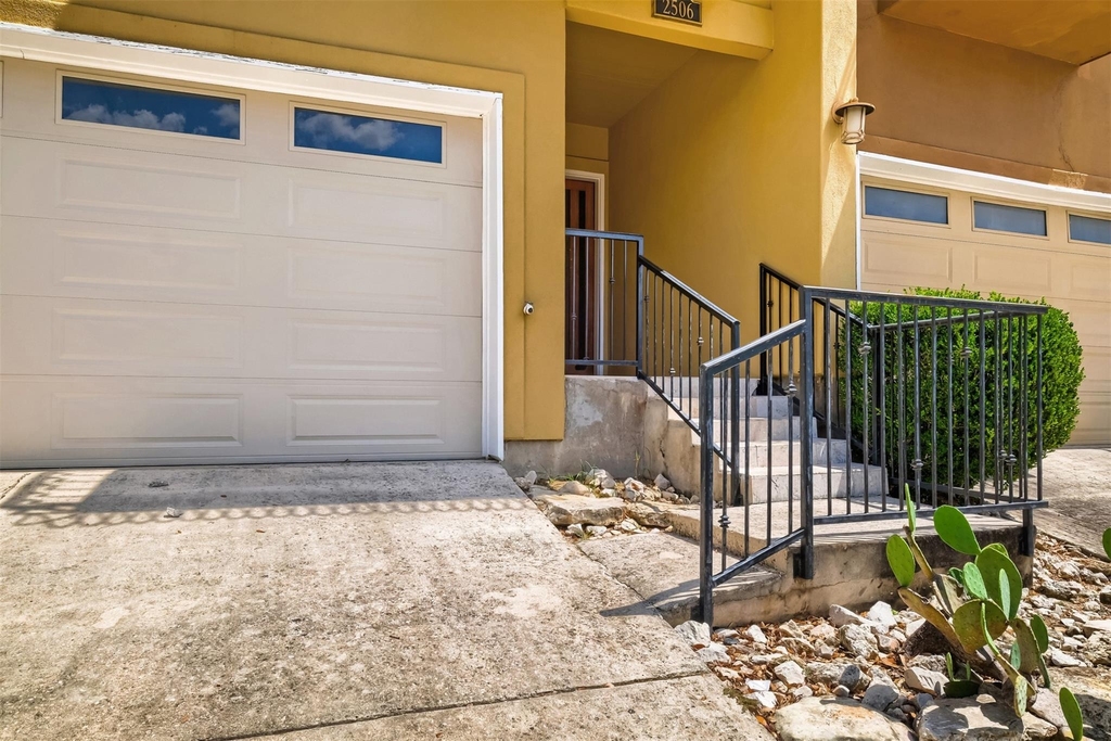 2506 Camden Park - Photo 6