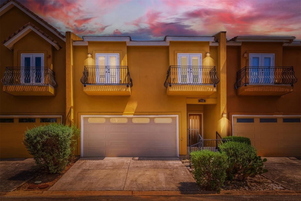 2506 Camden Park - Photo 4