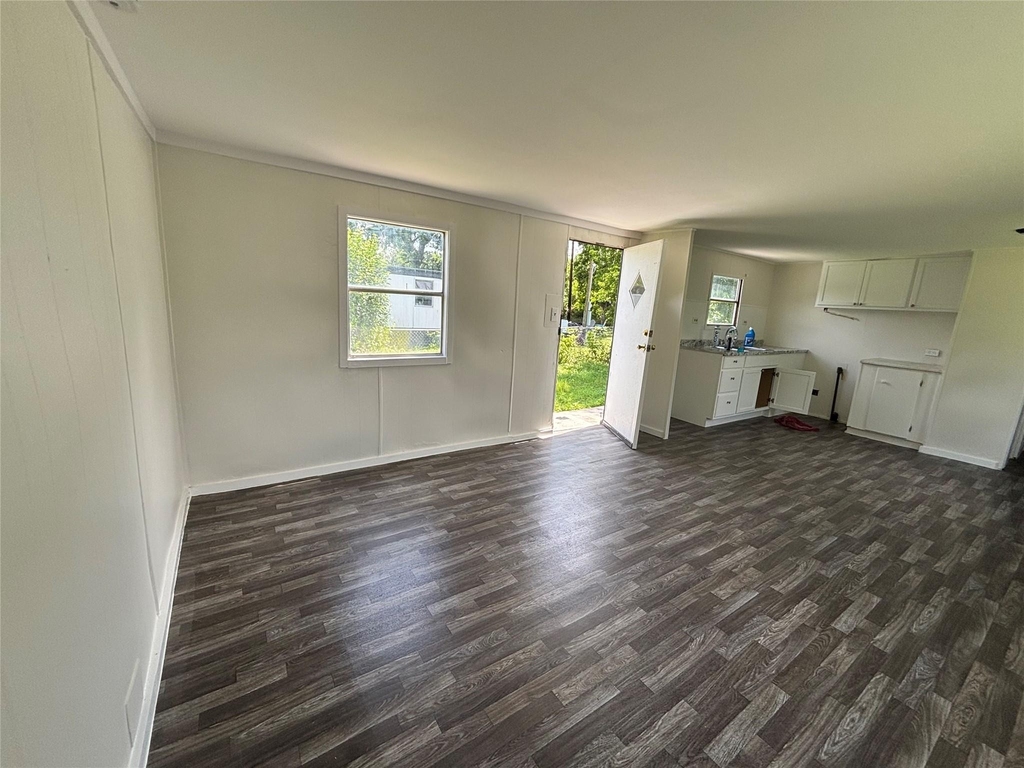 3616 W Nugent Ave - Photo 0