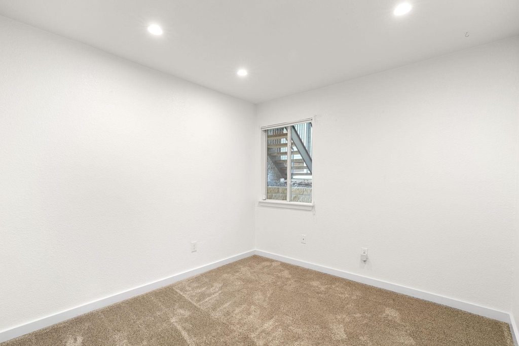 3601 Menchaca Rd - Photo 21