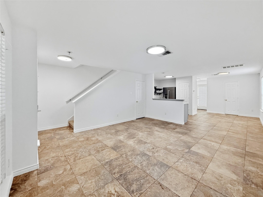 9215 Rowlands Sayle Rd - Photo 1