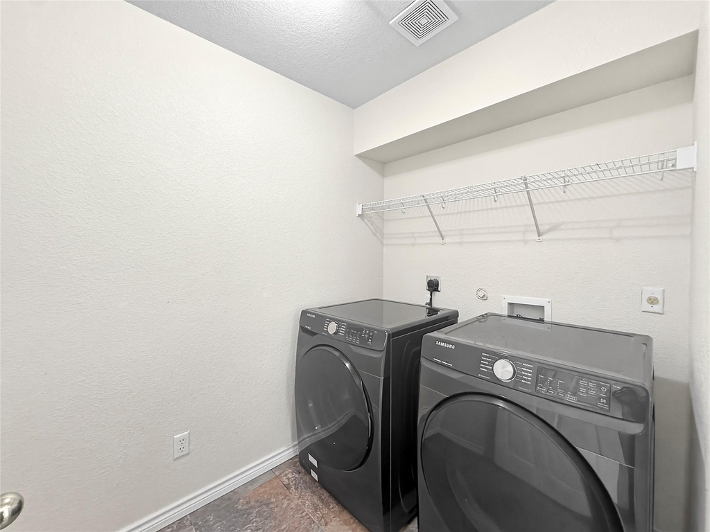 9215 Rowlands Sayle Rd - Photo 5
