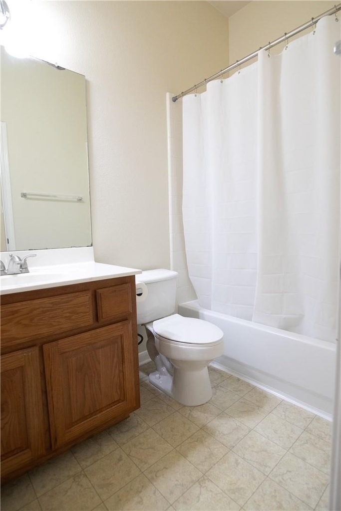 20201 Mustang Island Cir - Photo 14