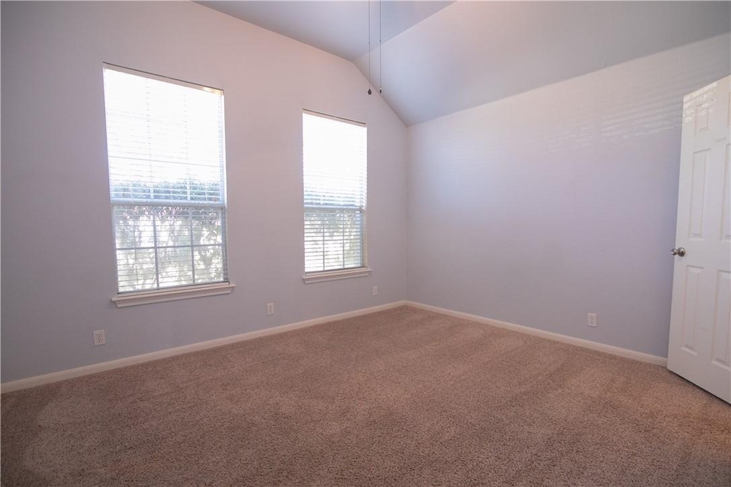 20201 Mustang Island Cir - Photo 11