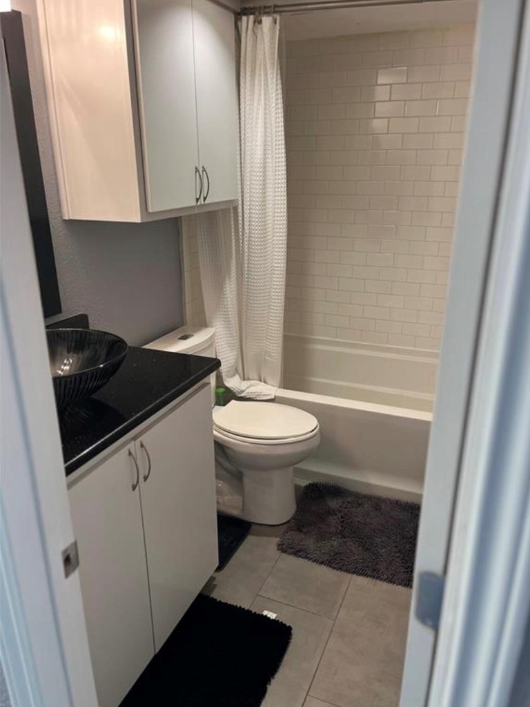 505 W 7th St - Photo 21
