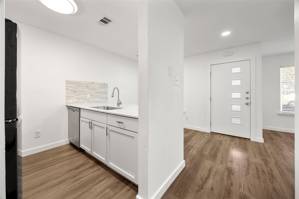 6409 Burns St - Photo 5
