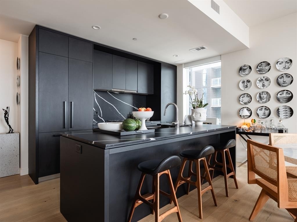 44 East Ave - Photo 4