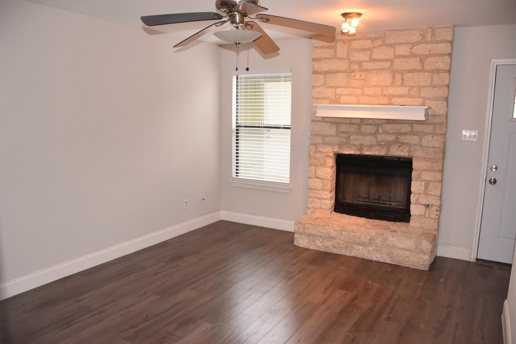 1810 Rawhide Loop - Photo 7
