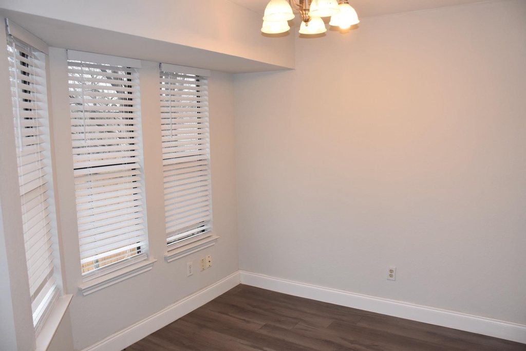 1810 Rawhide Loop - Photo 10