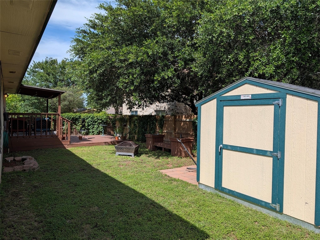 8007 Forbsdale Dr W - Photo 14