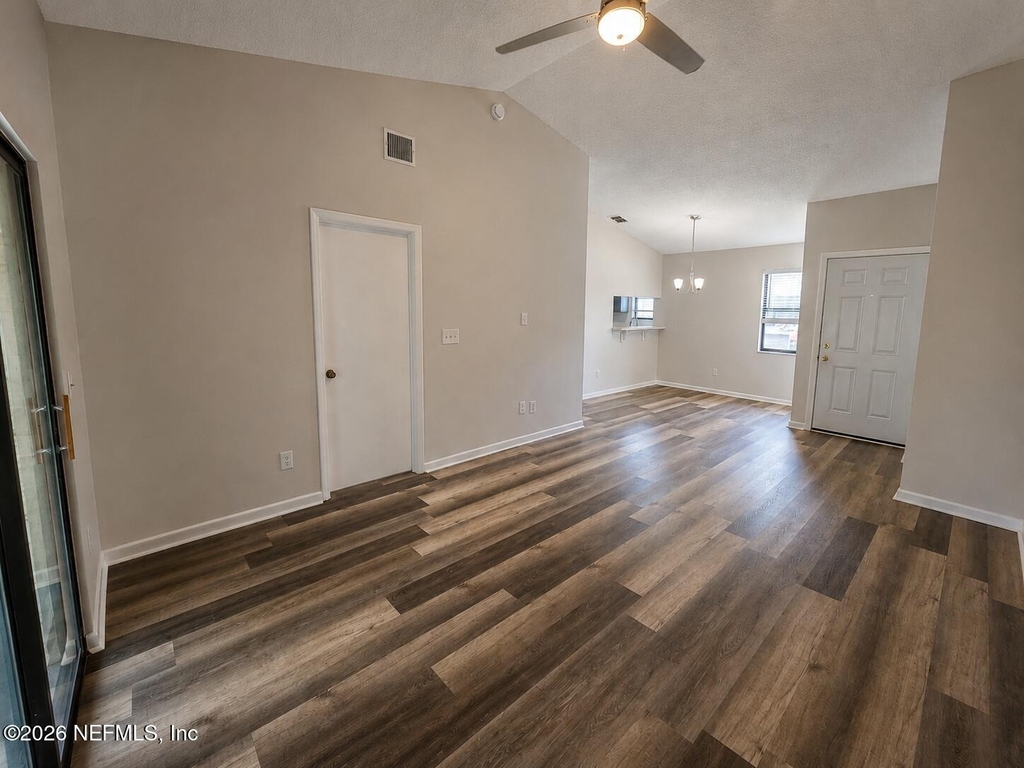 8322 Derbyshire Place - Photo 4