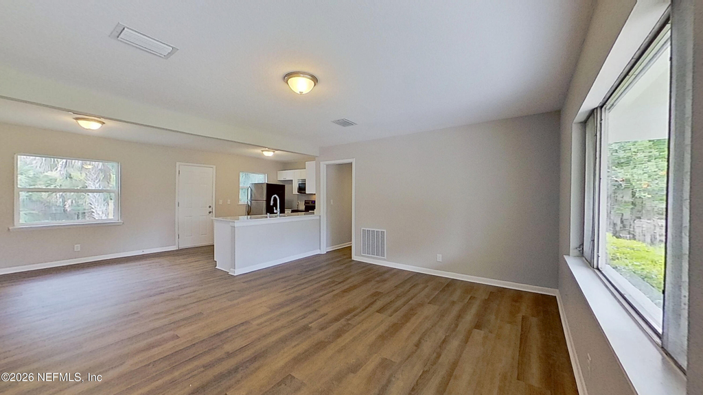 5218 Seaboard Avenue - Photo 4