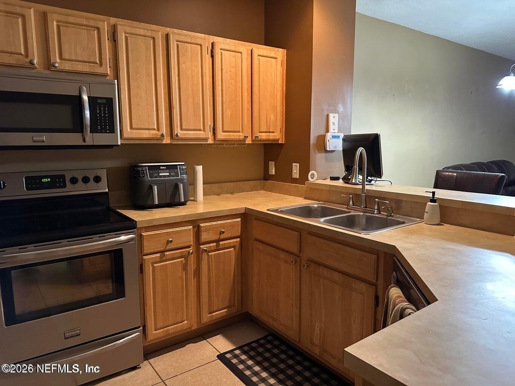 3750 Silver Bluff Boulevard - Photo 6