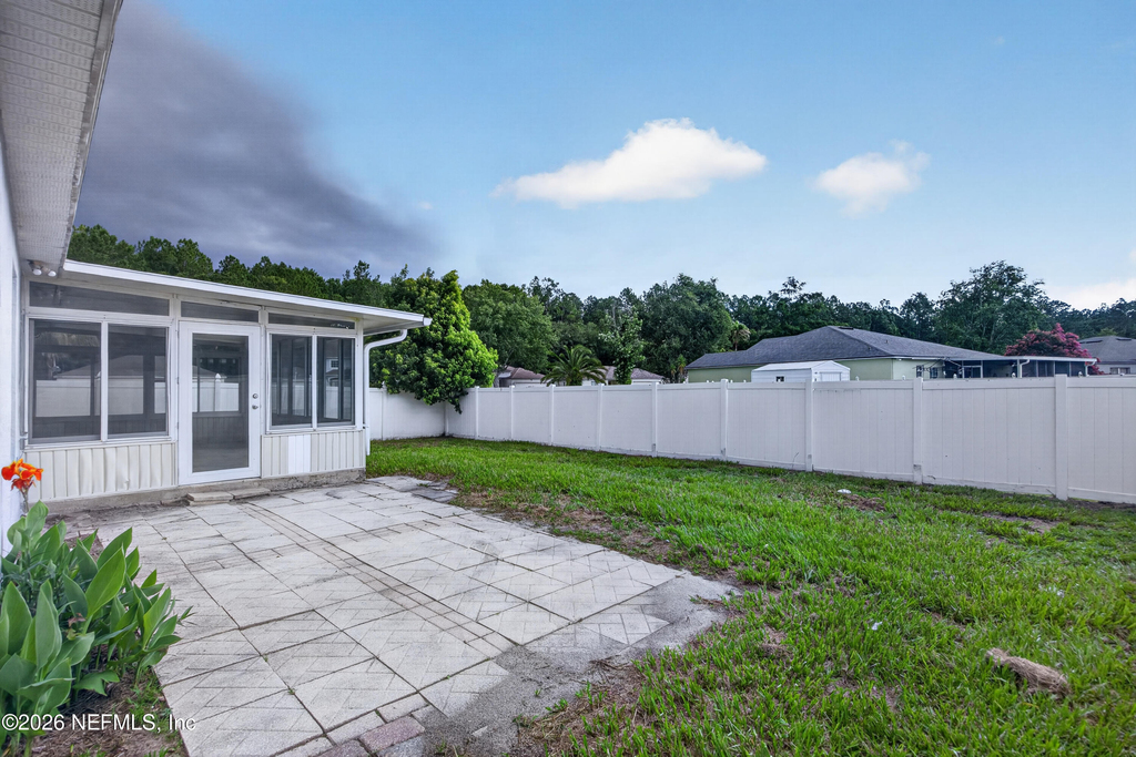 1845 Saga Court - Photo 33