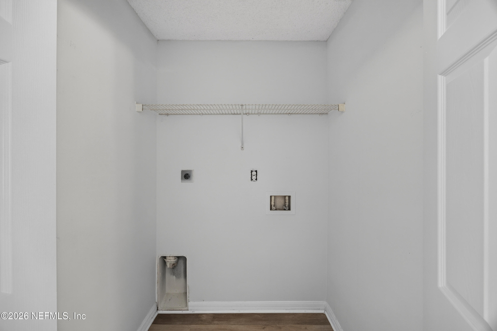 1845 Saga Court - Photo 29