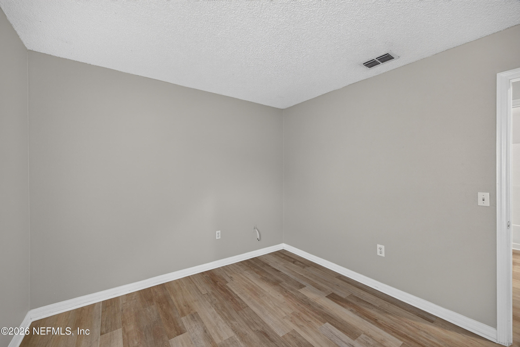 1845 Saga Court - Photo 27