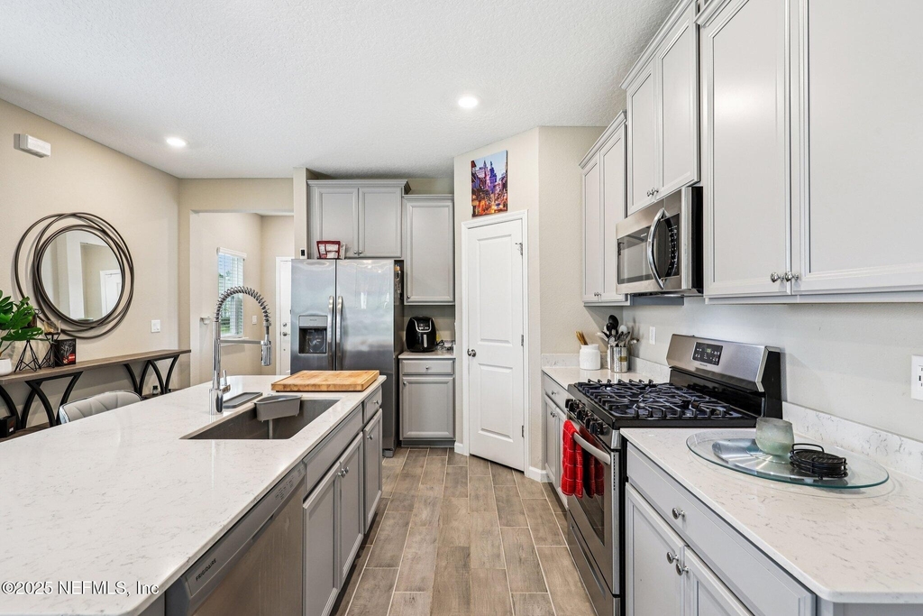 3956 Bloomfield Court - Photo 10