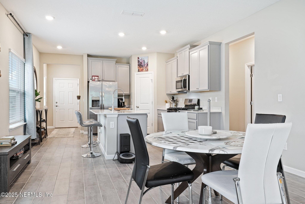 3956 Bloomfield Court - Photo 8