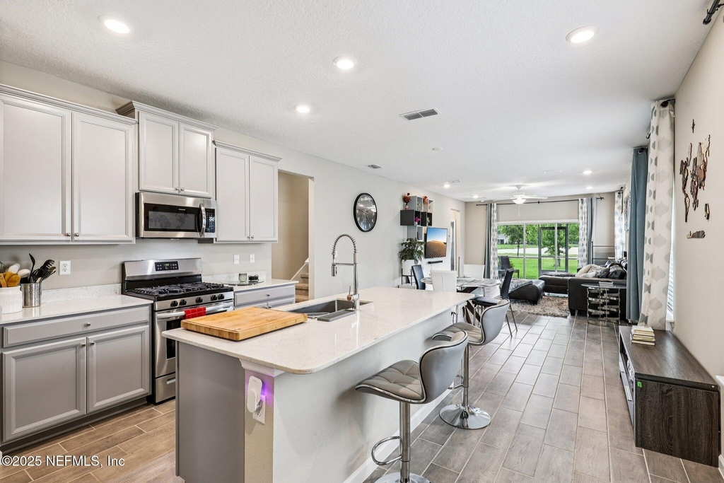3956 Bloomfield Court - Photo 11