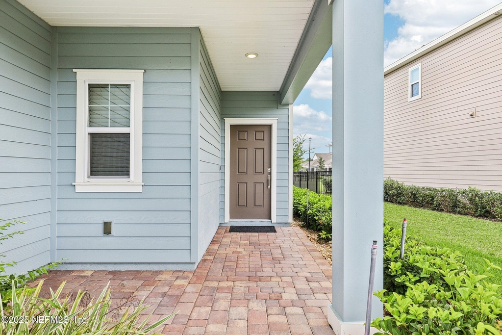 3956 Bloomfield Court - Photo 3