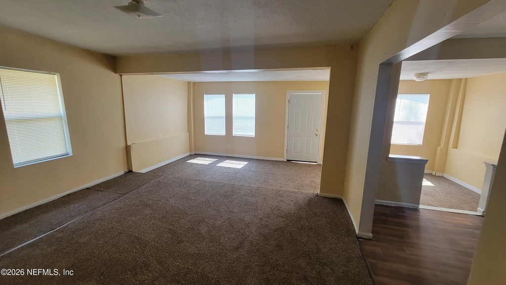 2810 Venus Street - Photo 12