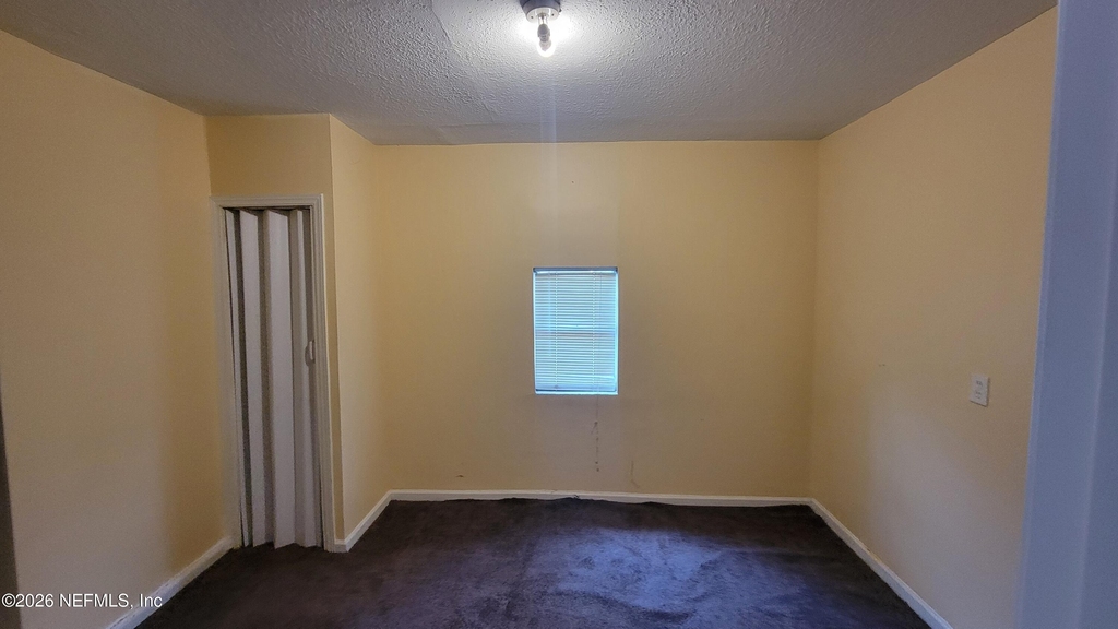 2810 Venus Street - Photo 5