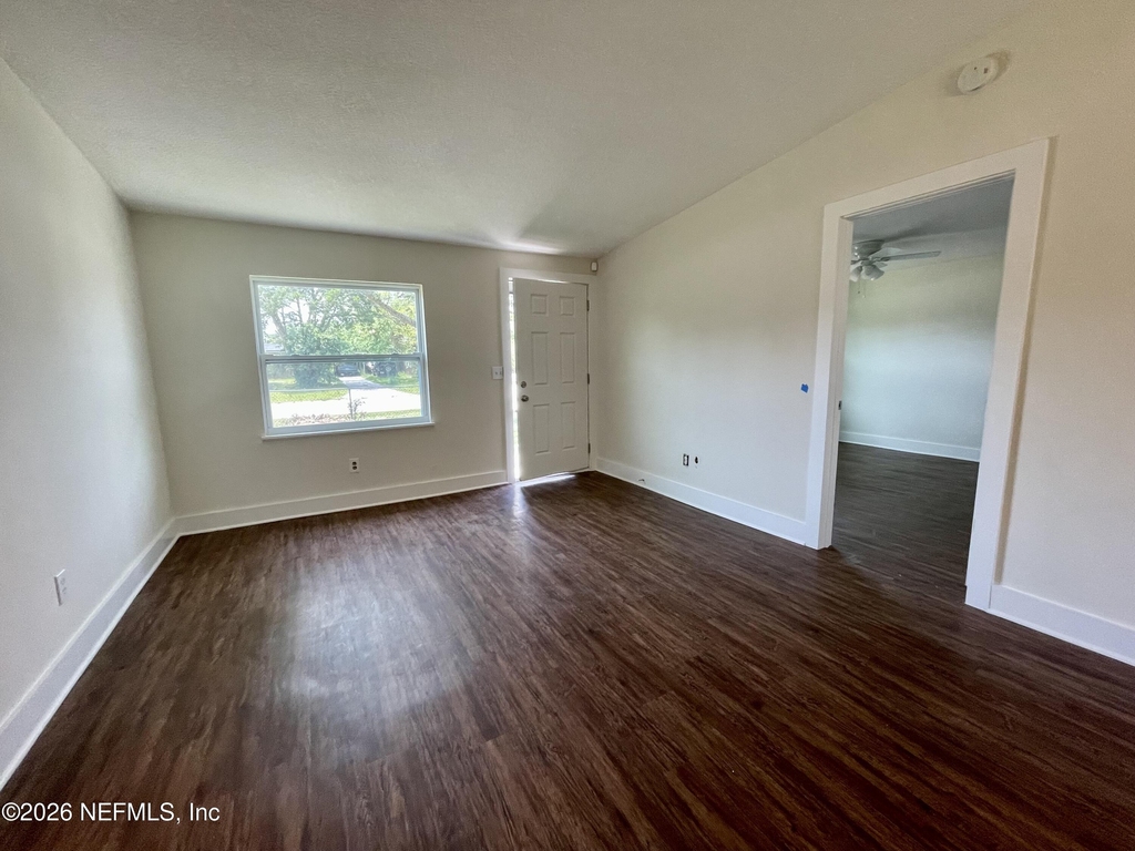 10867 Bahia Drive - Photo 8